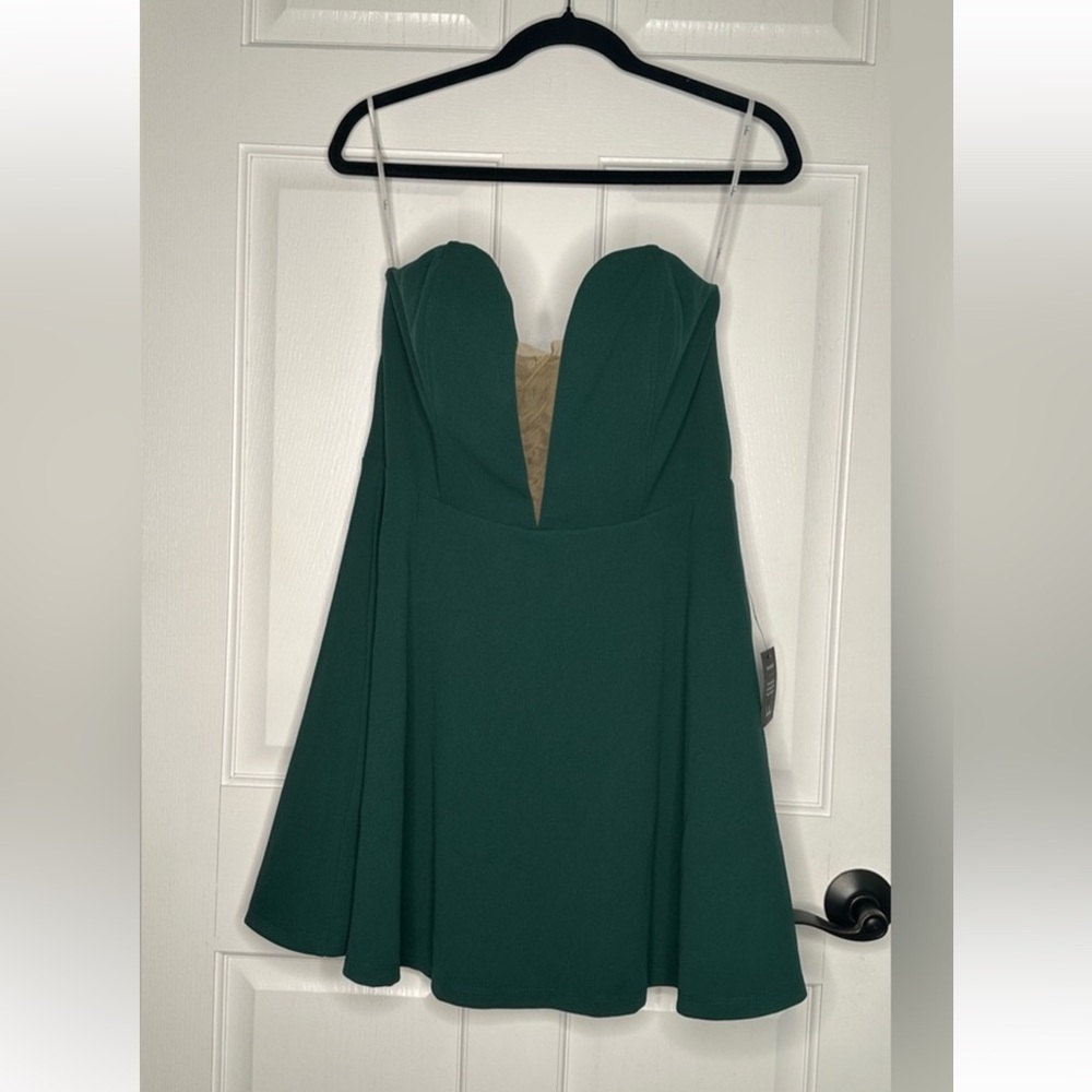 NWT Lulu’s Strapless Green Dress Plunge mesh panel